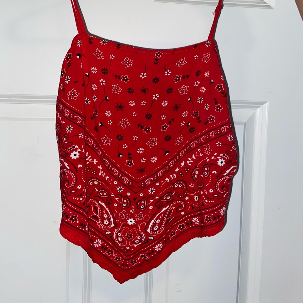 Red crop top bandana shirt